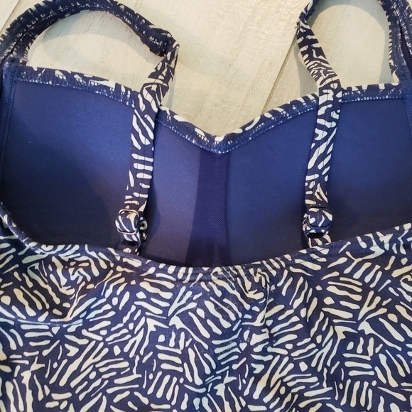 BOND EYE AUSTRALIA RUCHED ONE PIECE BATHING SUIT - Picture 4 of 9